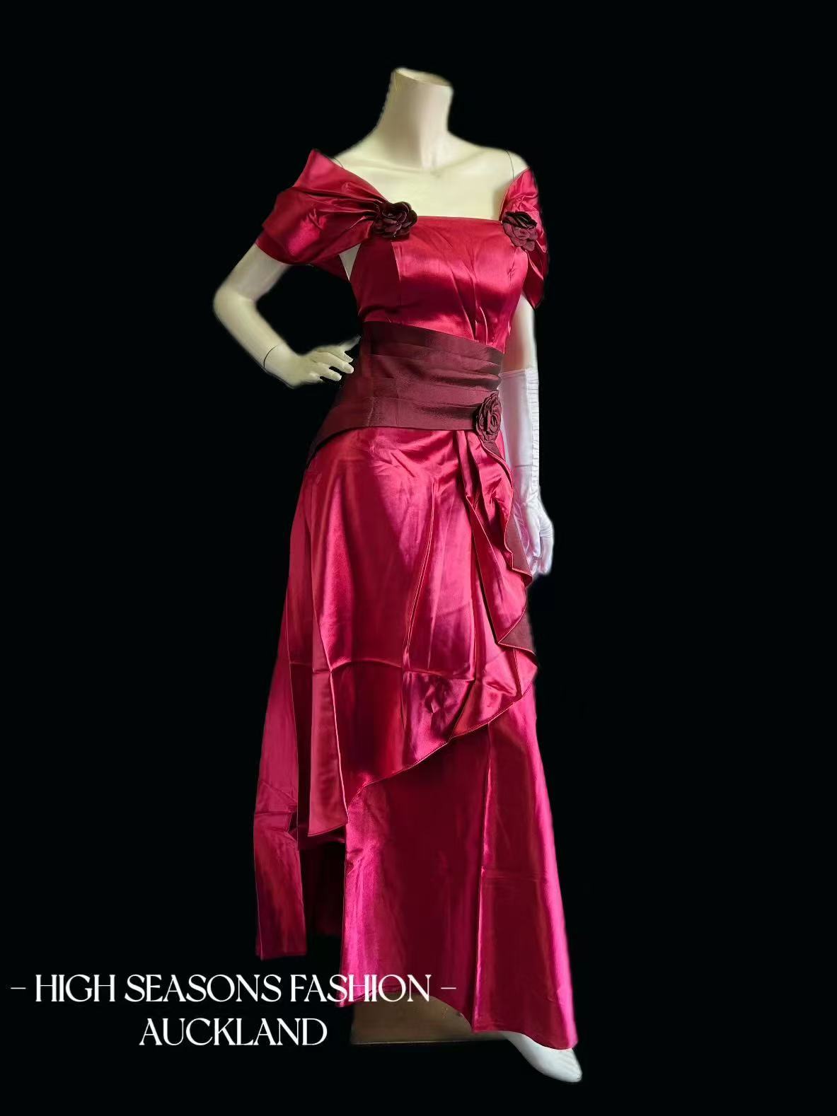 BALL DRESS (GORGEOUS RED)