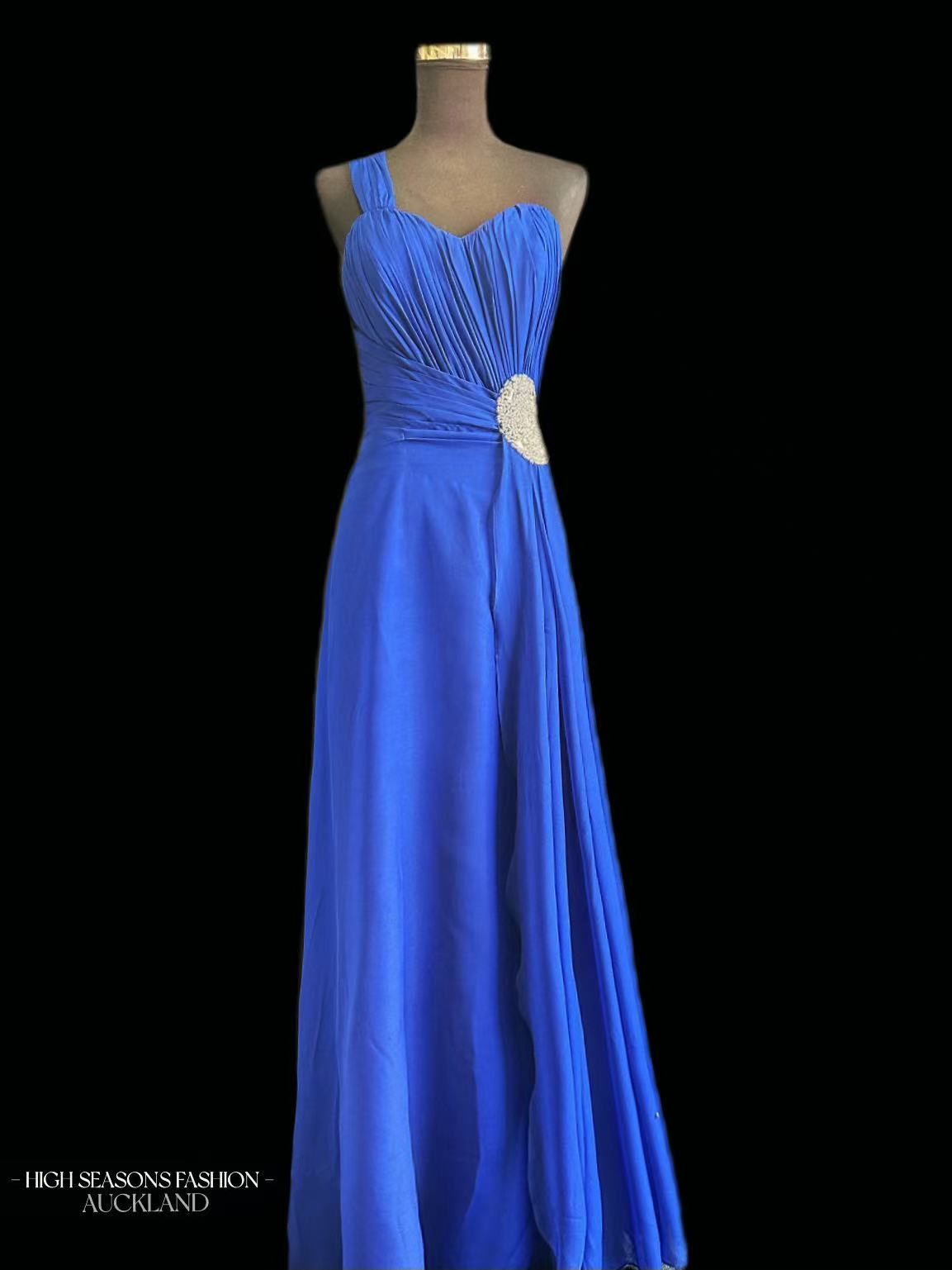 BALL DRESS (HALF SHOULDER)