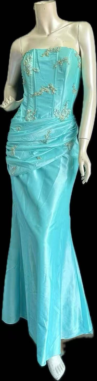 BALL DRESS (LAKE BLUE)