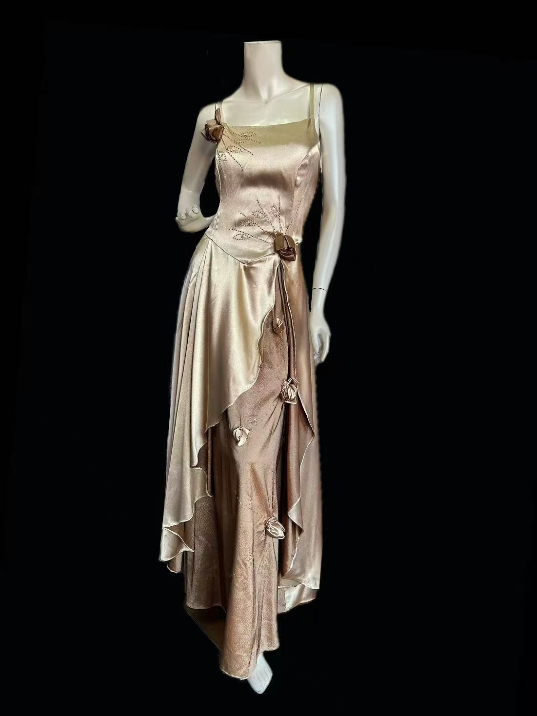 BALL DRESS (CHAMPAGNE GOLD)