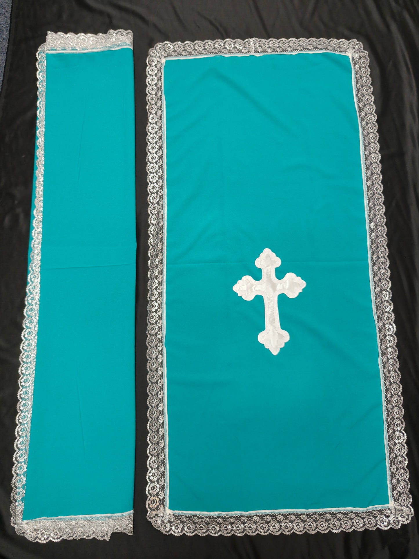 PULPIT & TABLE COVER SET (BLUE GREEN & WHITE CROSS)