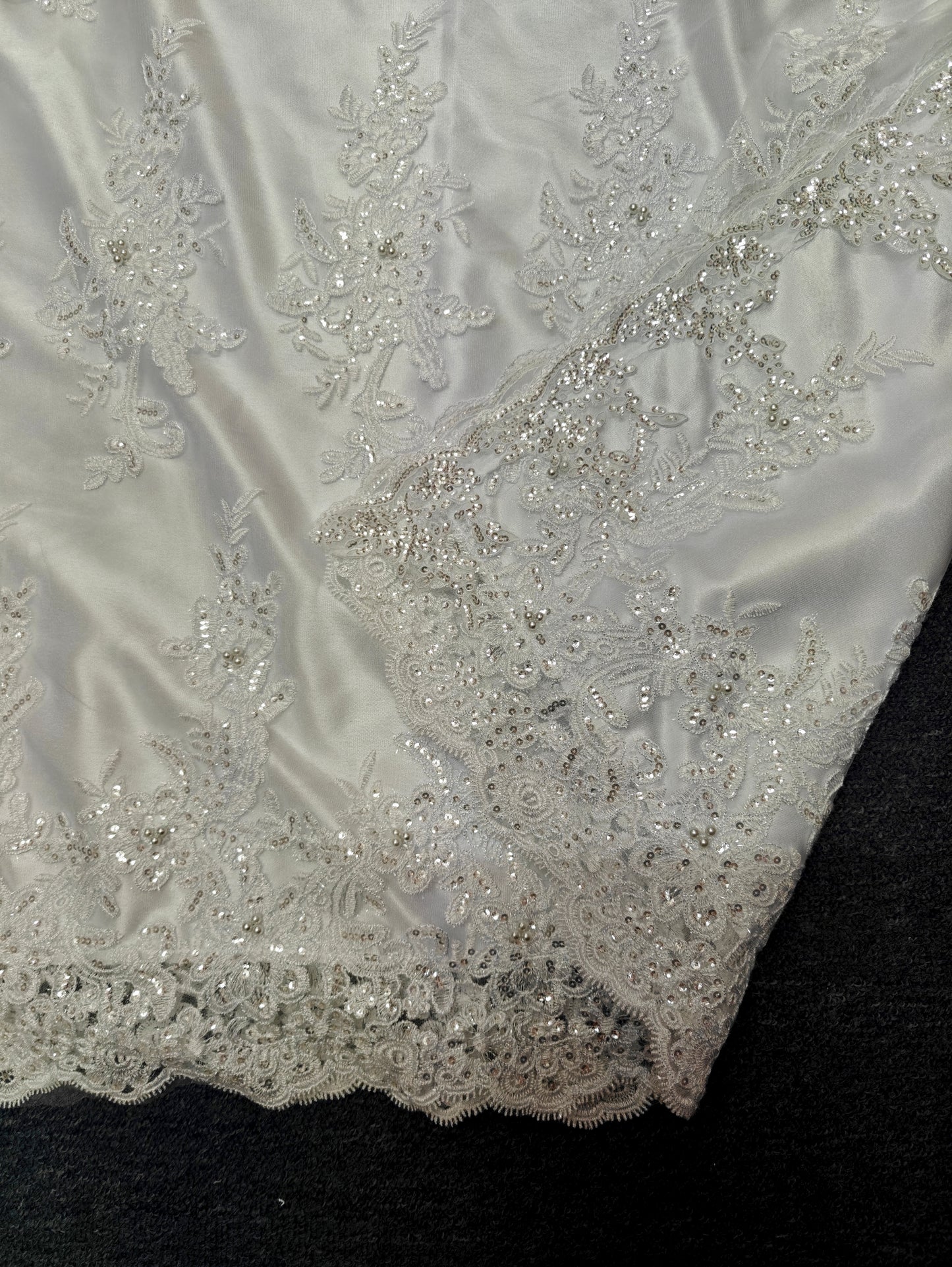 FIDAU(Tonga coffin cover) Bling flowers lace style